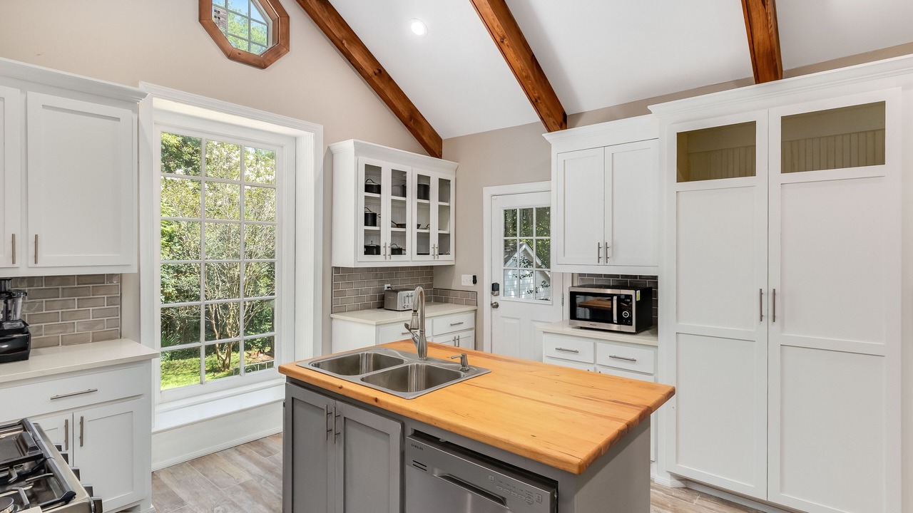 Photo of Kitchen in Fondren