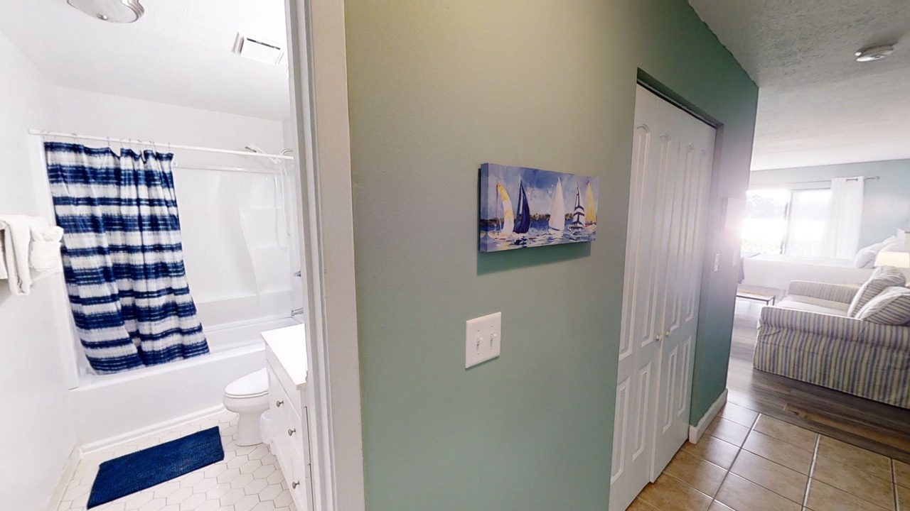 Photo of Bathroom in El Centro Beach