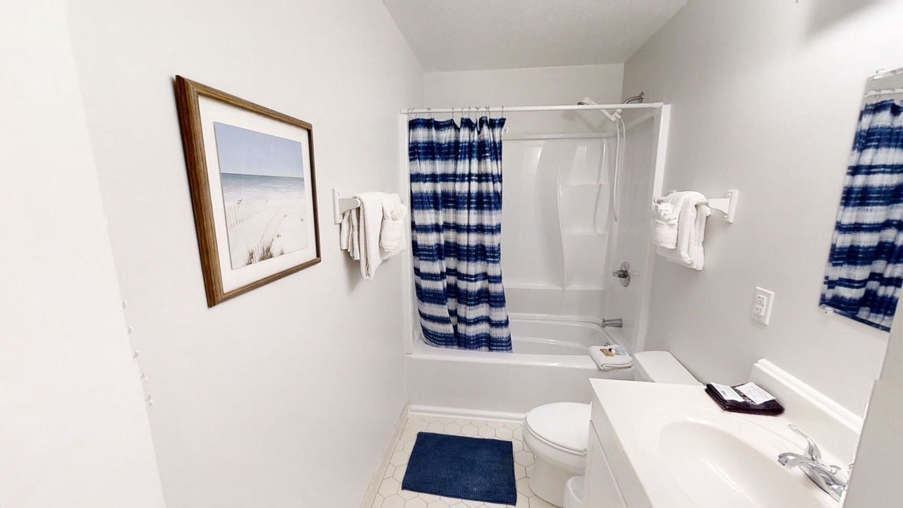 Photo of Bathroom in El Centro Beach