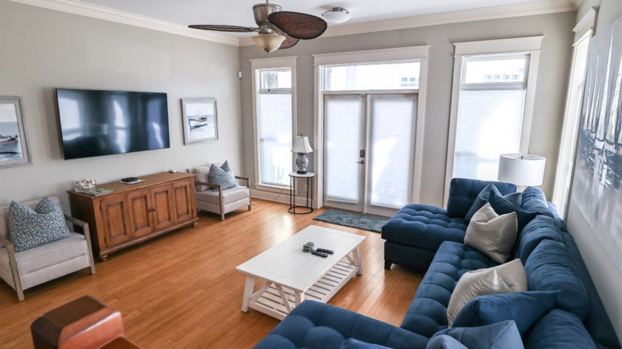 Photo of Livingroom in Inlet Beach Heights