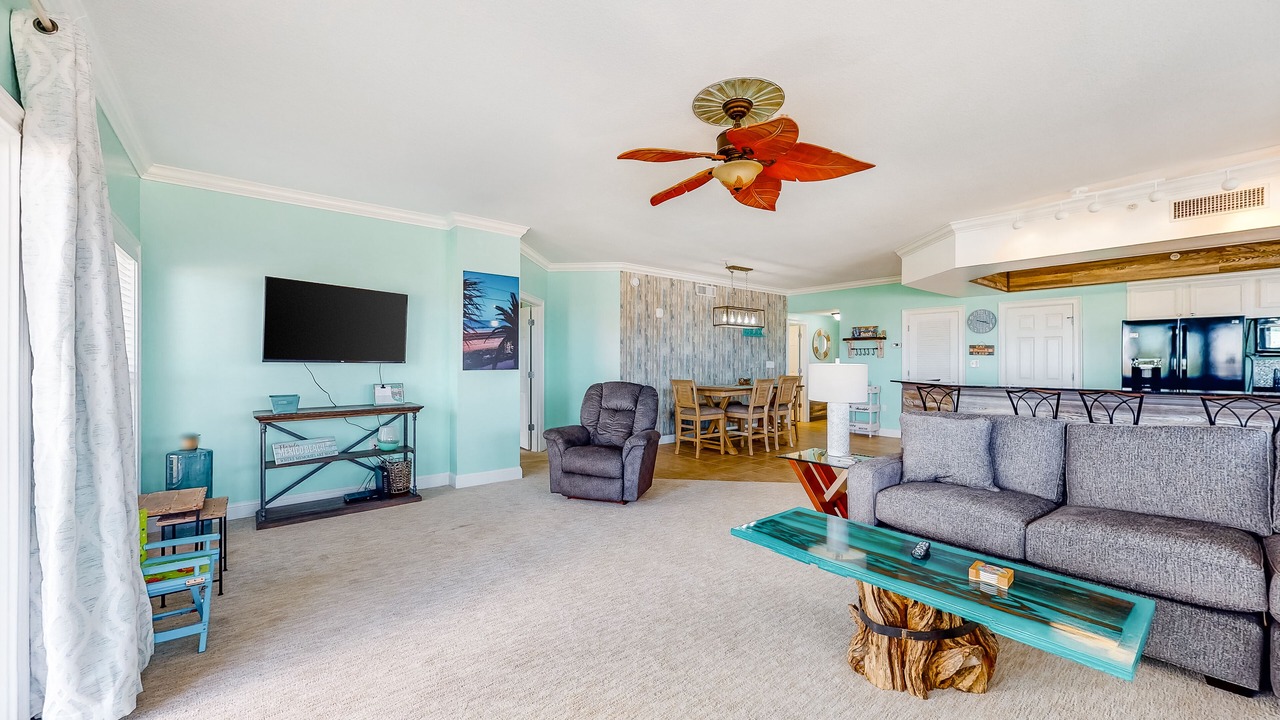 Photo of Livingroom in Mexico Beach