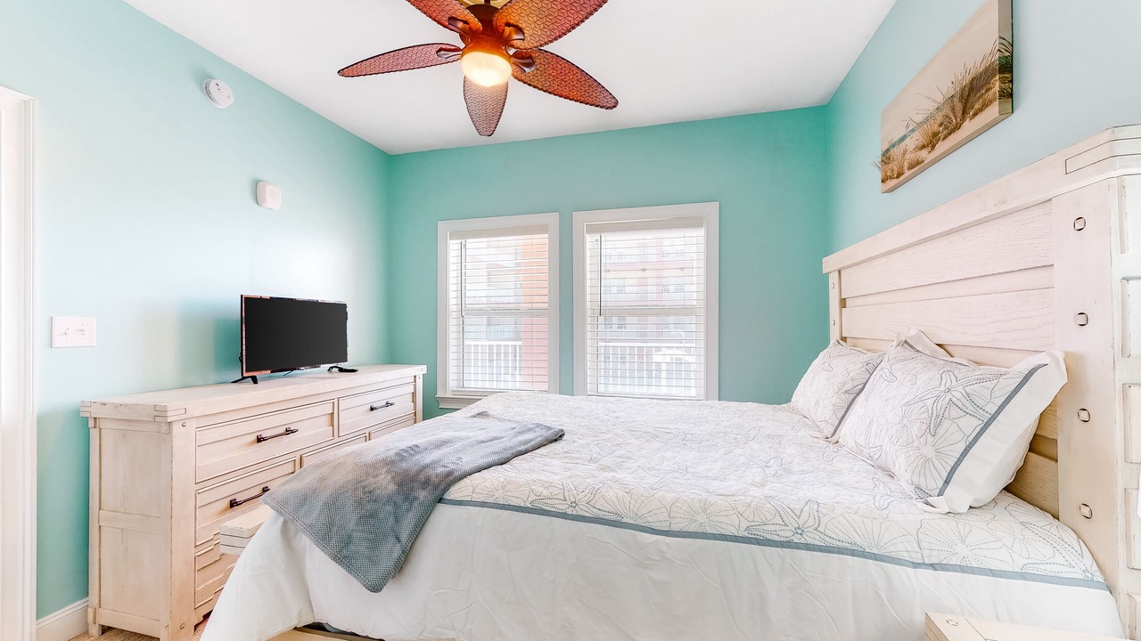 Photo of Bedroom in Mexico Beach