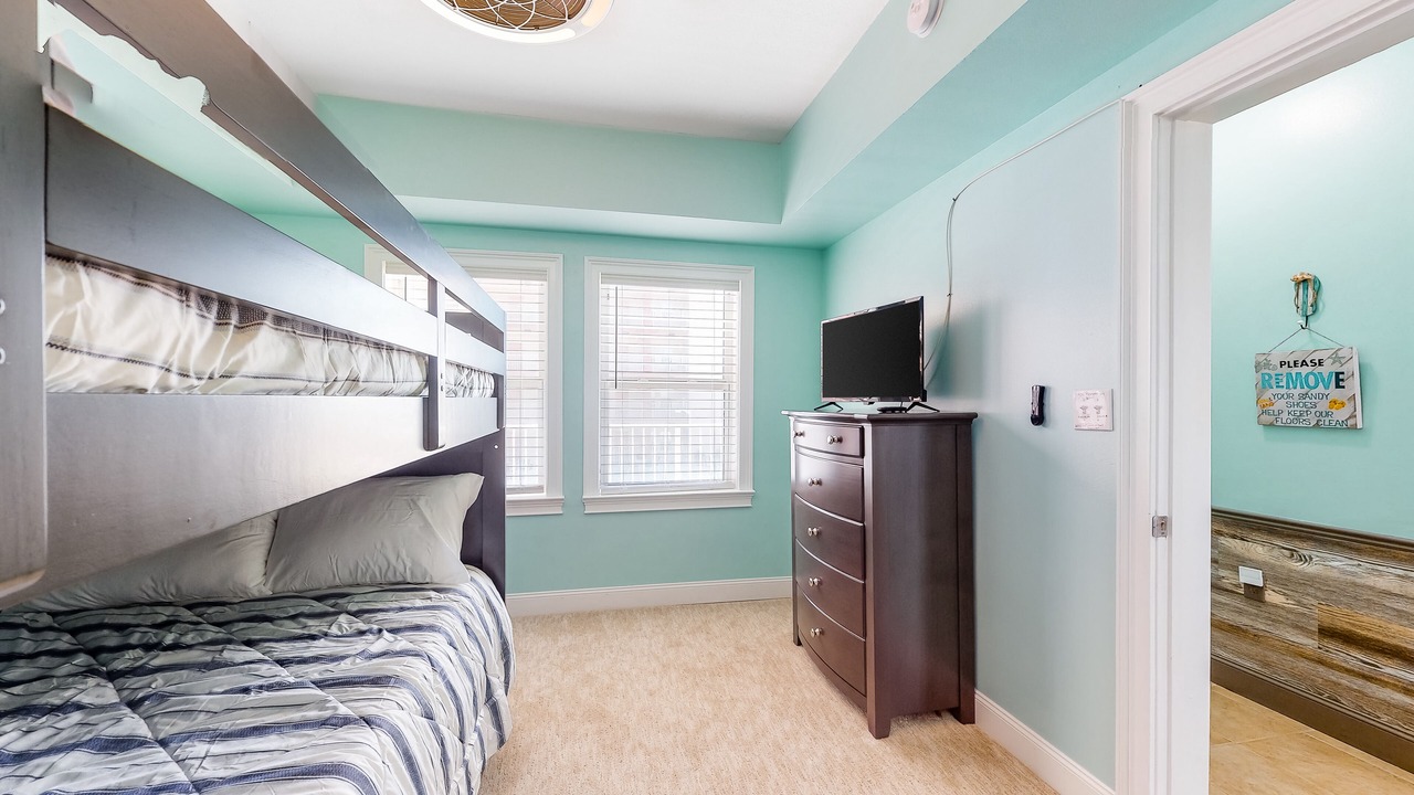 Photo of Bedroom in Mexico Beach