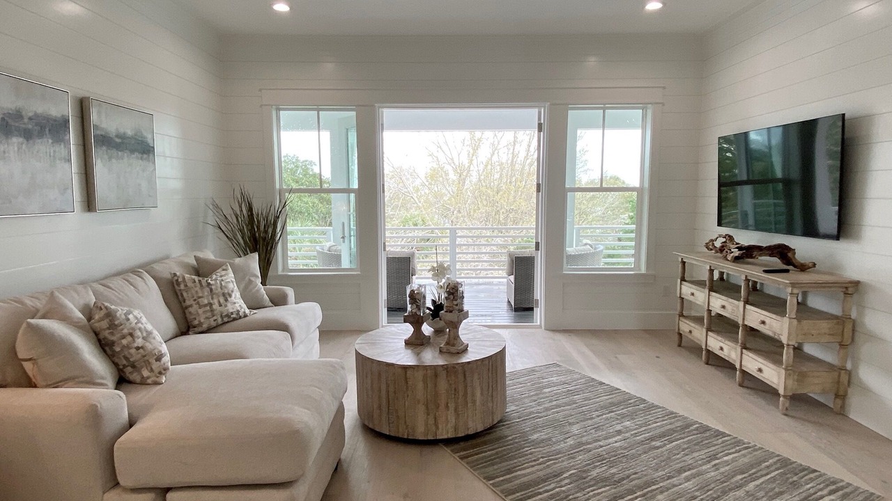 Photo of Bedroom in Gulfview Heights