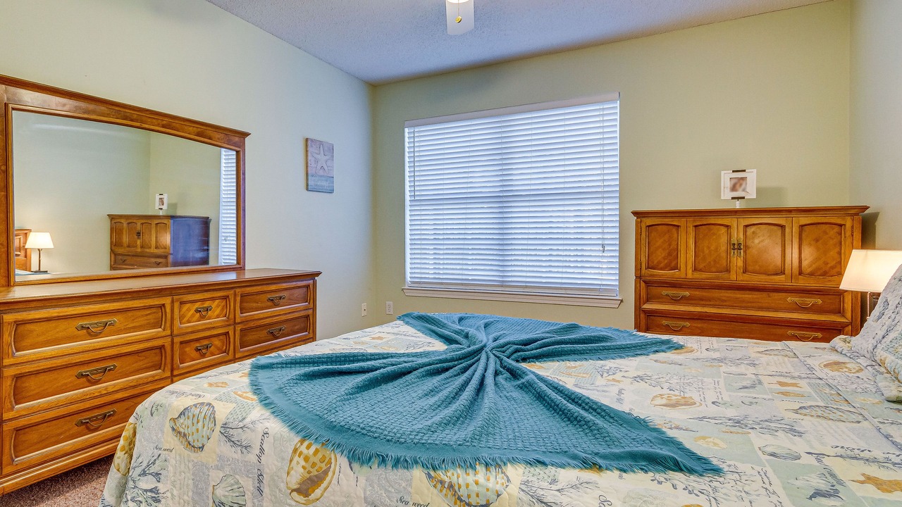Photo of Bedroom in Lillian