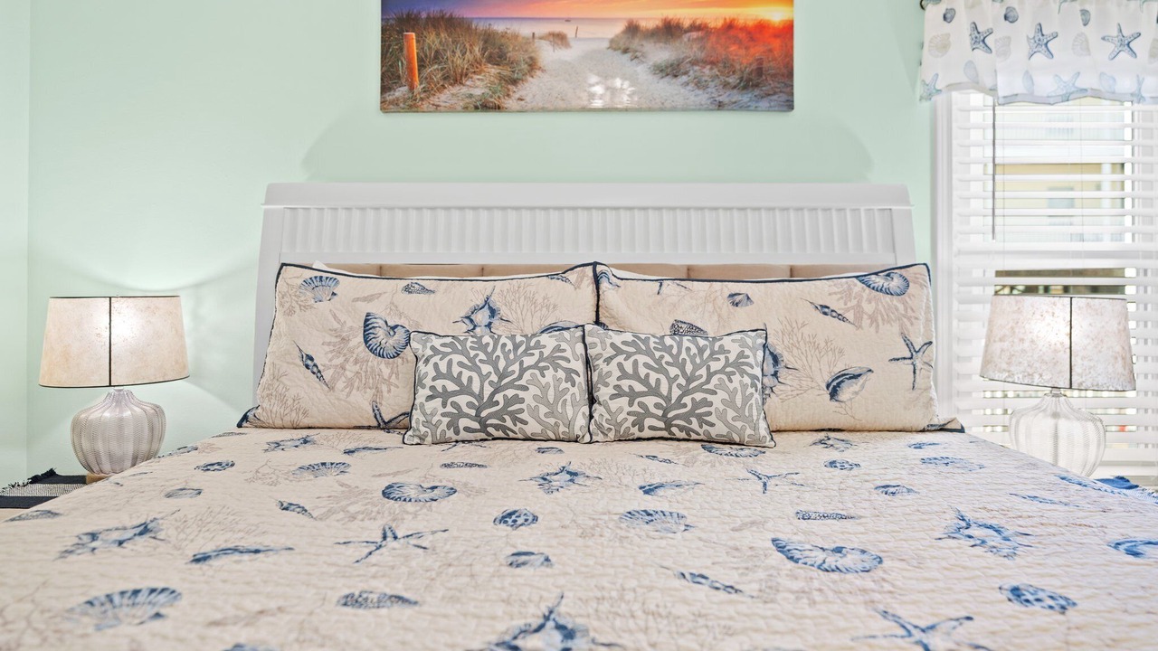 Photo of Bedroom in Holiday Isle