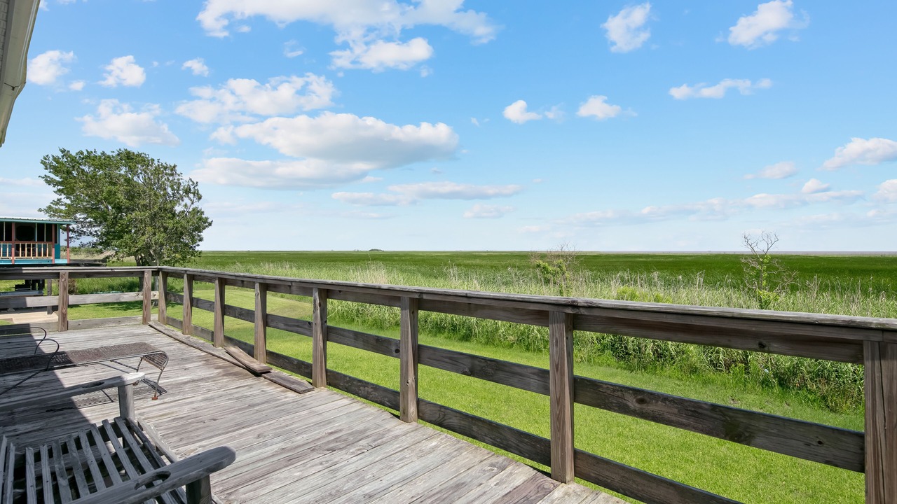 Photo of Patio Balcony in Cypremort Point