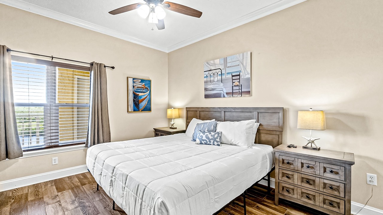 Photo of Bedroom in Mexico Beach