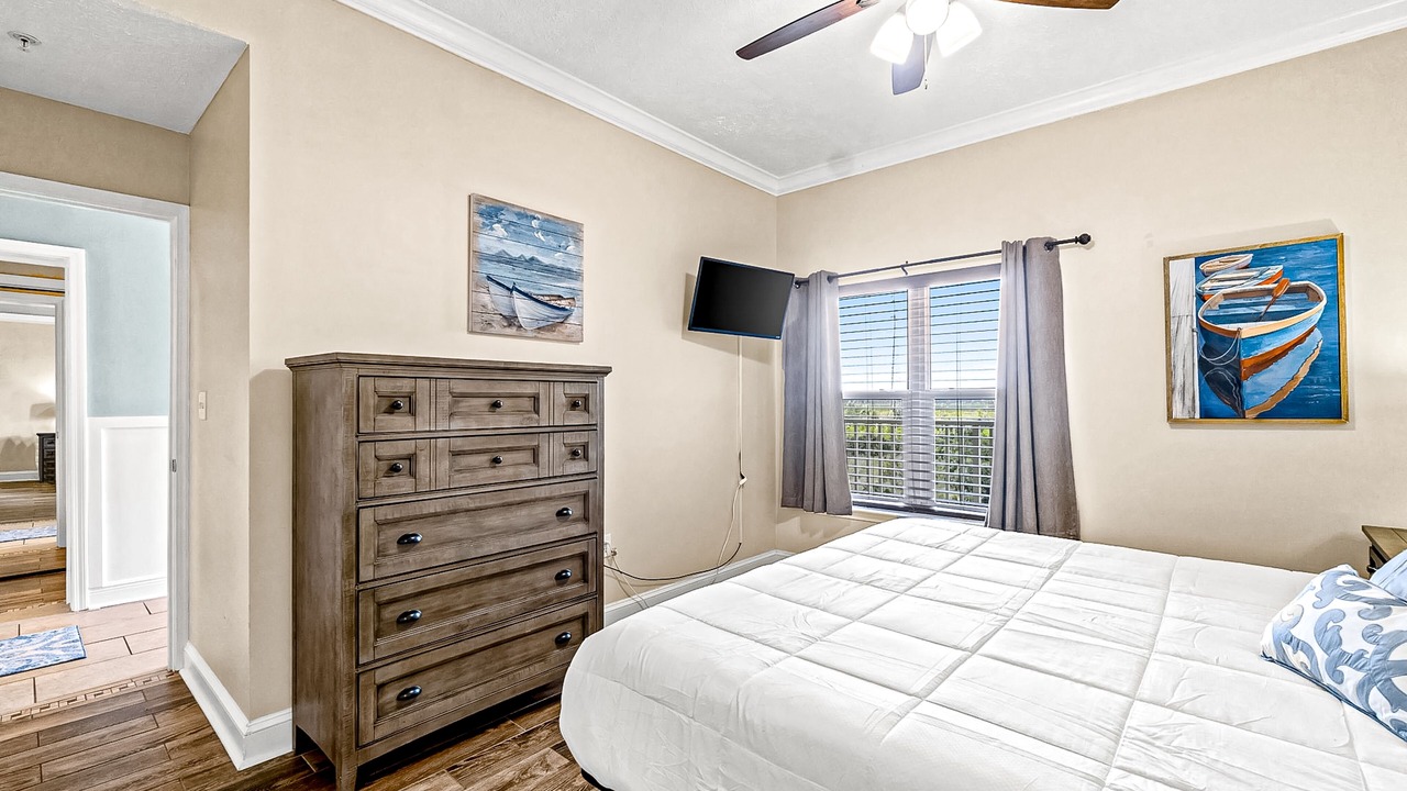Photo of Bedroom in Mexico Beach