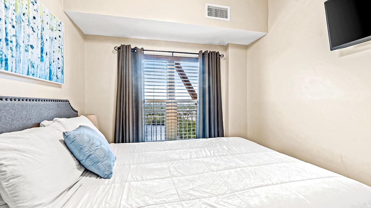 Photo of Bedroom in Mexico Beach