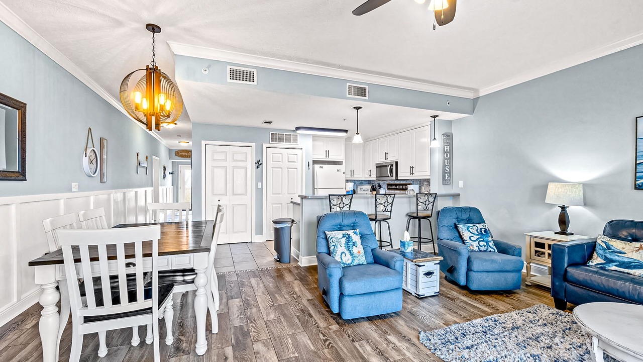 Photo of Livingroom in Mexico Beach