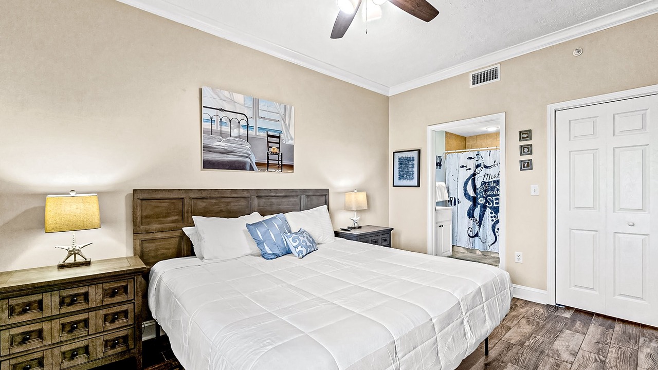 Photo of Bedroom in Mexico Beach