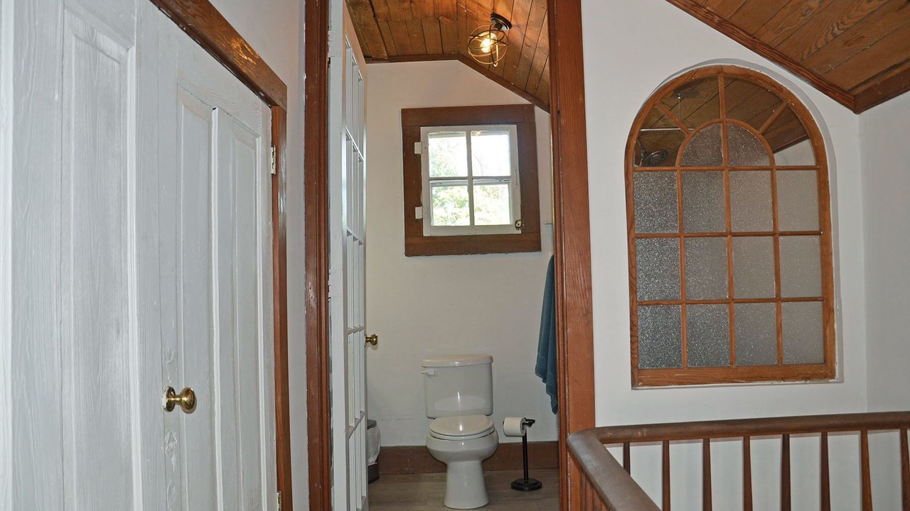 Photo of Bathroom in Old East Hill
