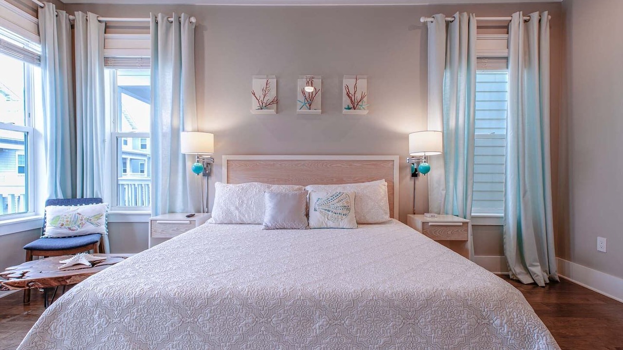 Photo of Bedroom in Navarre Beach