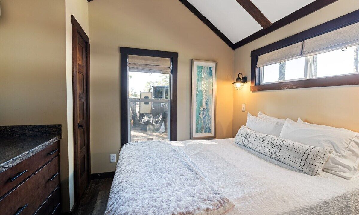 Photo of Bedroom in Gadsden