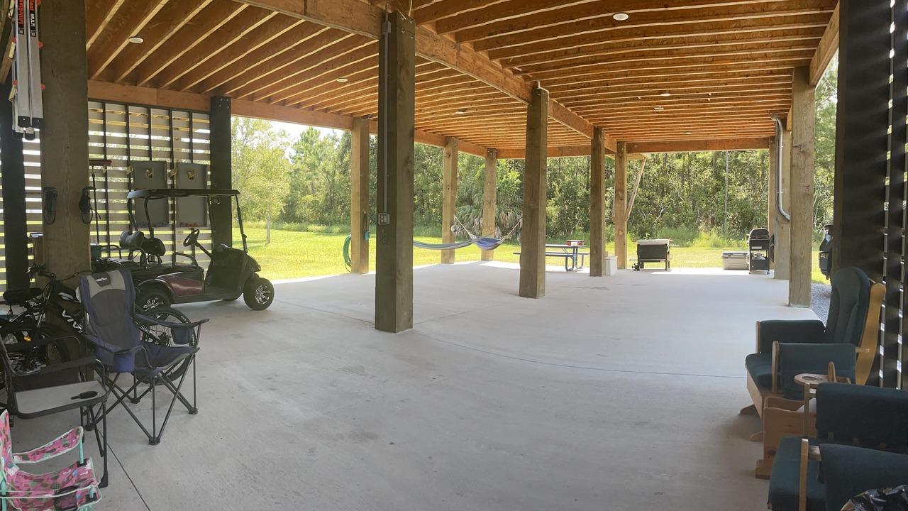 Photo of Outdoor in Henderson Point