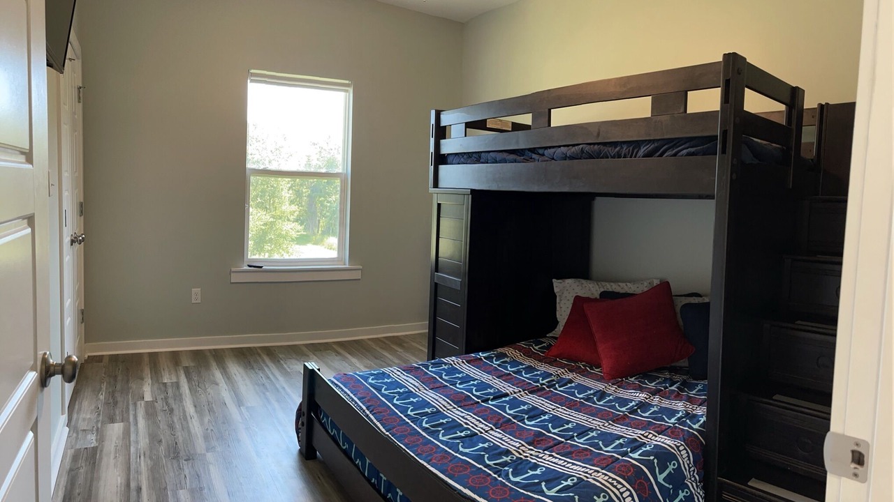 Photo of Bedroom in Henderson Point