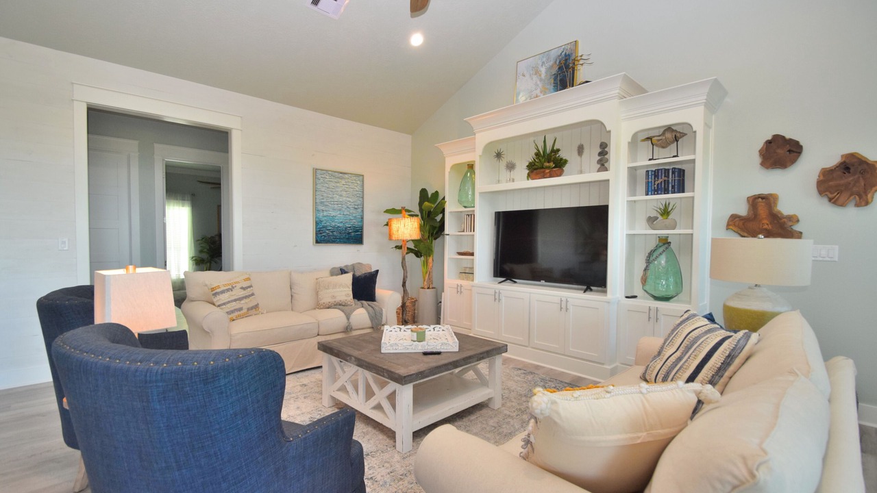 Photo of Livingroom in Crystal Beach