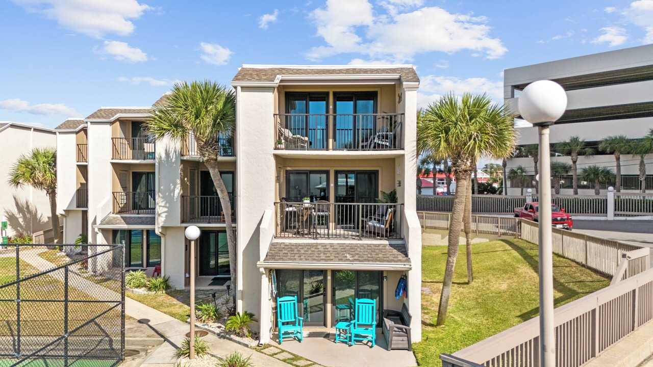 Photo of Patio Balcony in Panama City Beach