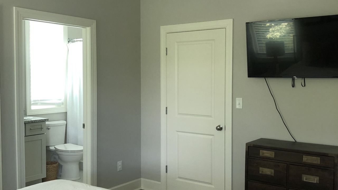 Photo of Bedroom in Northport