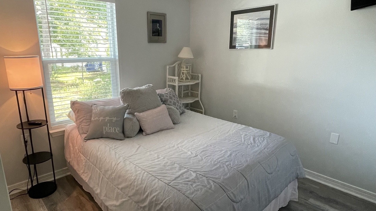 Photo of Bedroom in Gulf Breeze