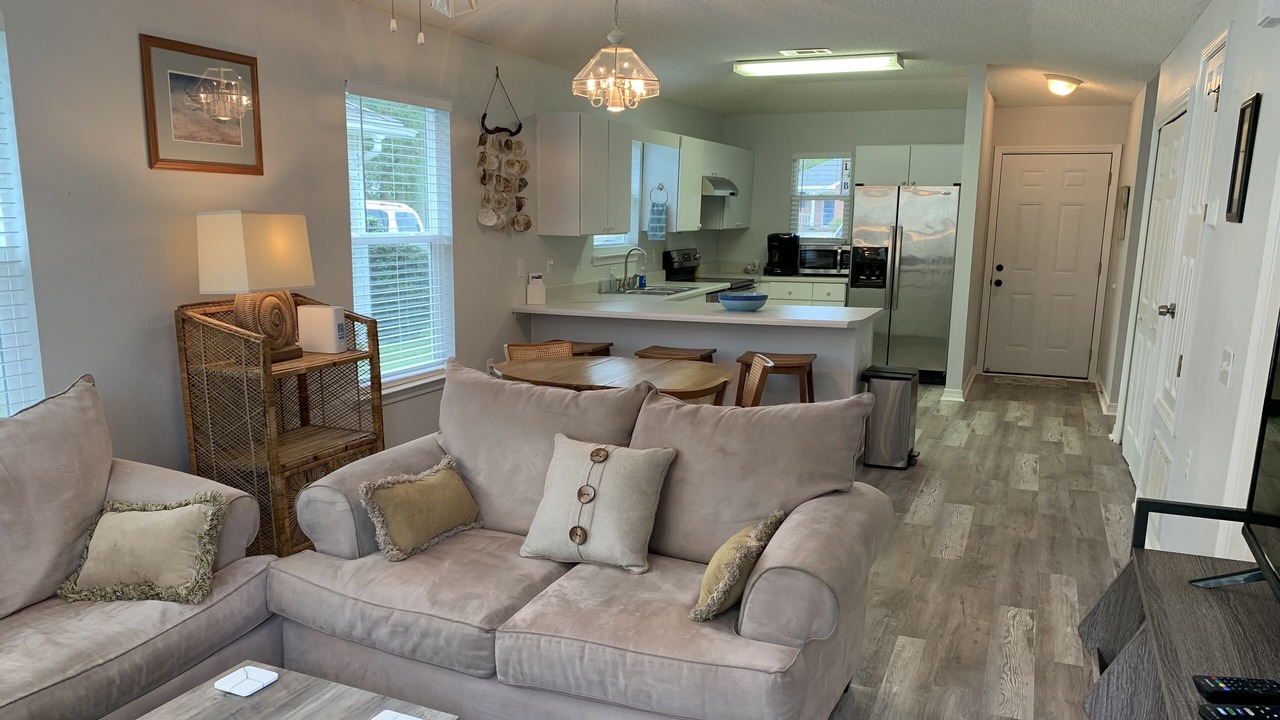 Photo of Livingroom in Gulf Breeze
