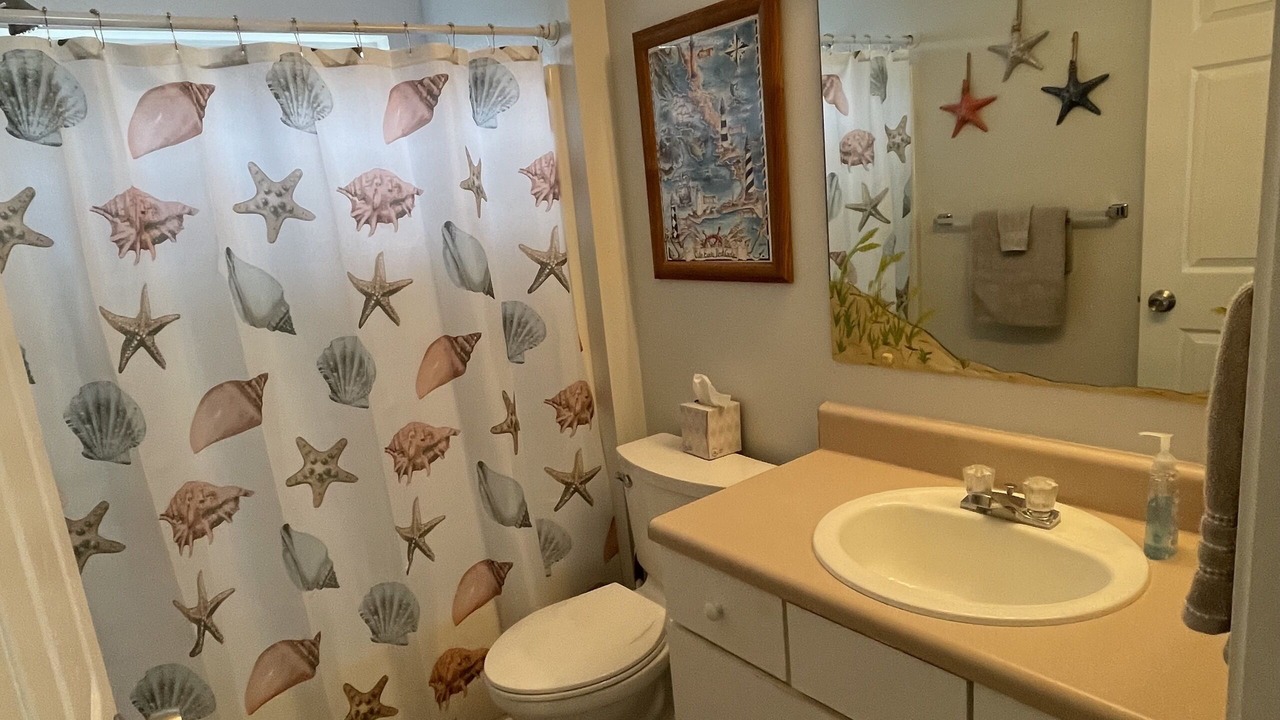 Photo of Bathroom in Gulf Breeze