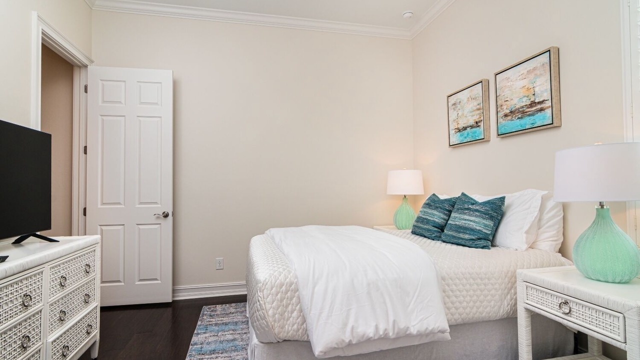 Photo of Bedroom in Naples