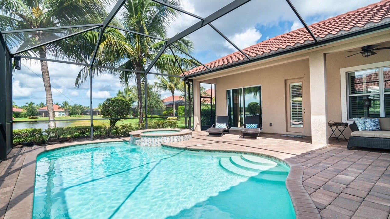 Photo of Outdoor in Naples