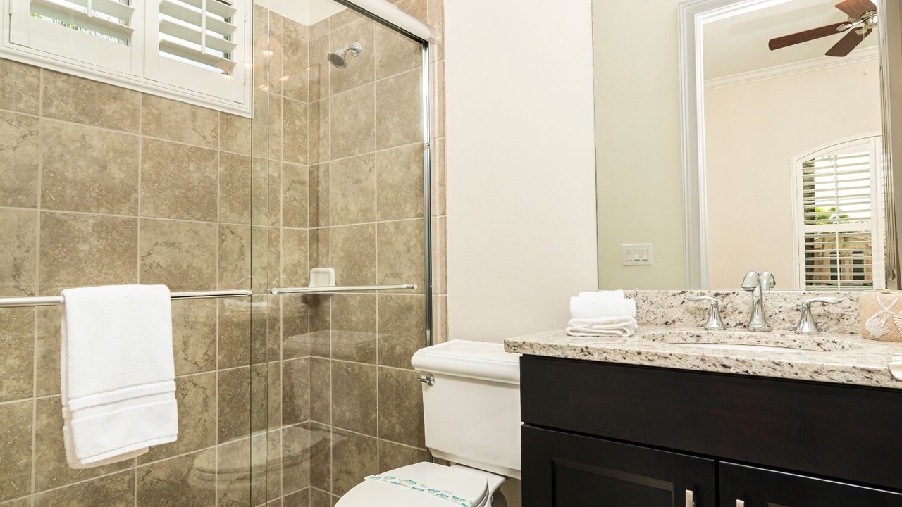 Photo of Bathroom in Naples