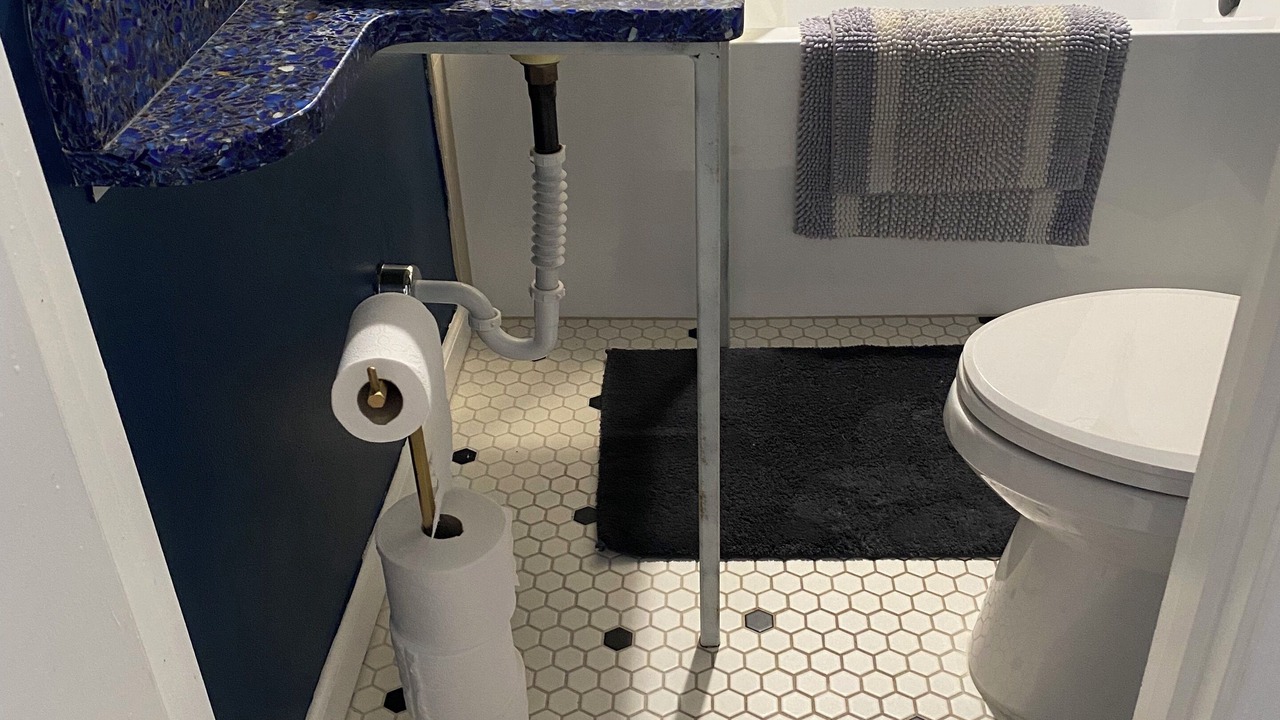 Photo of Bathroom in Fairgrounds