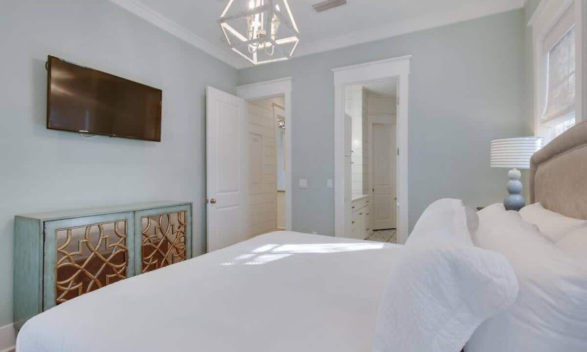 Photo of Bedroom in Inlet Beach