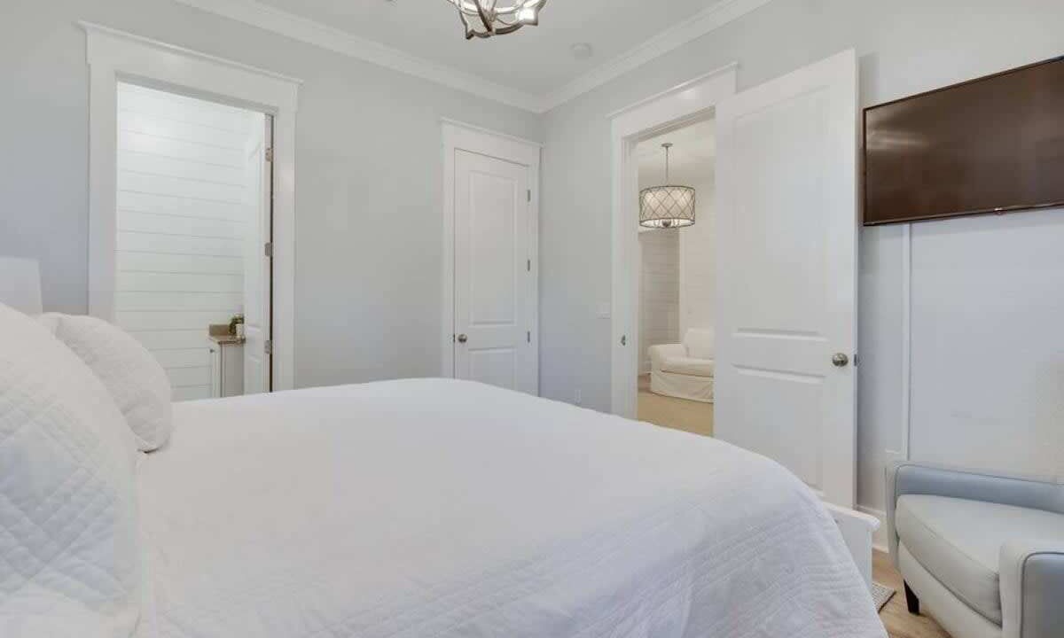 Photo of Bedroom in Inlet Beach