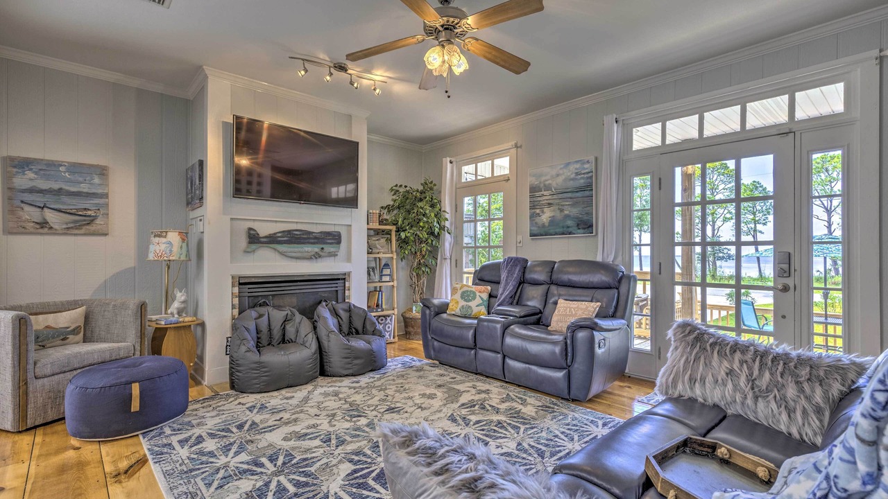 Photo of Bedroom in Dauphin Island