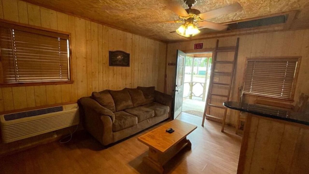 Photo of Livingroom in Negreet
