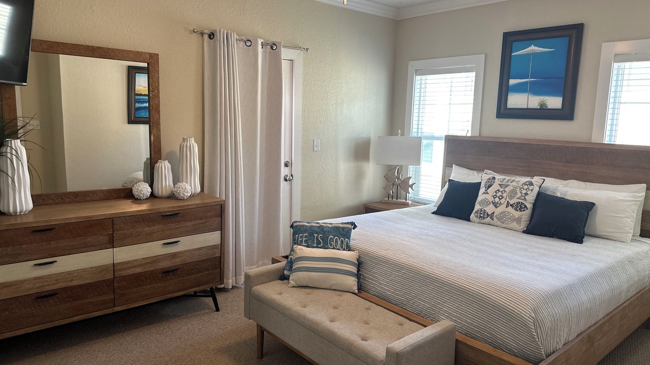 Photo of Bedroom in Ono Island