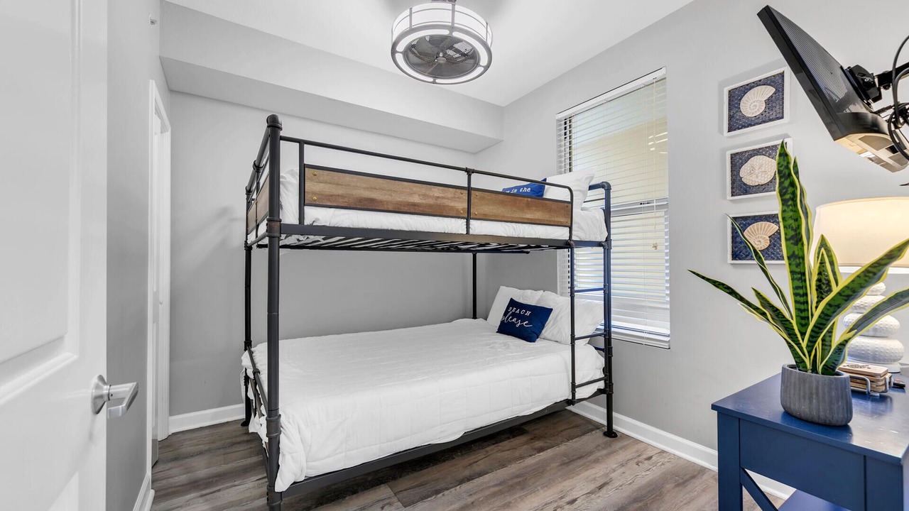 Photo of Bedroom in Long Beach
