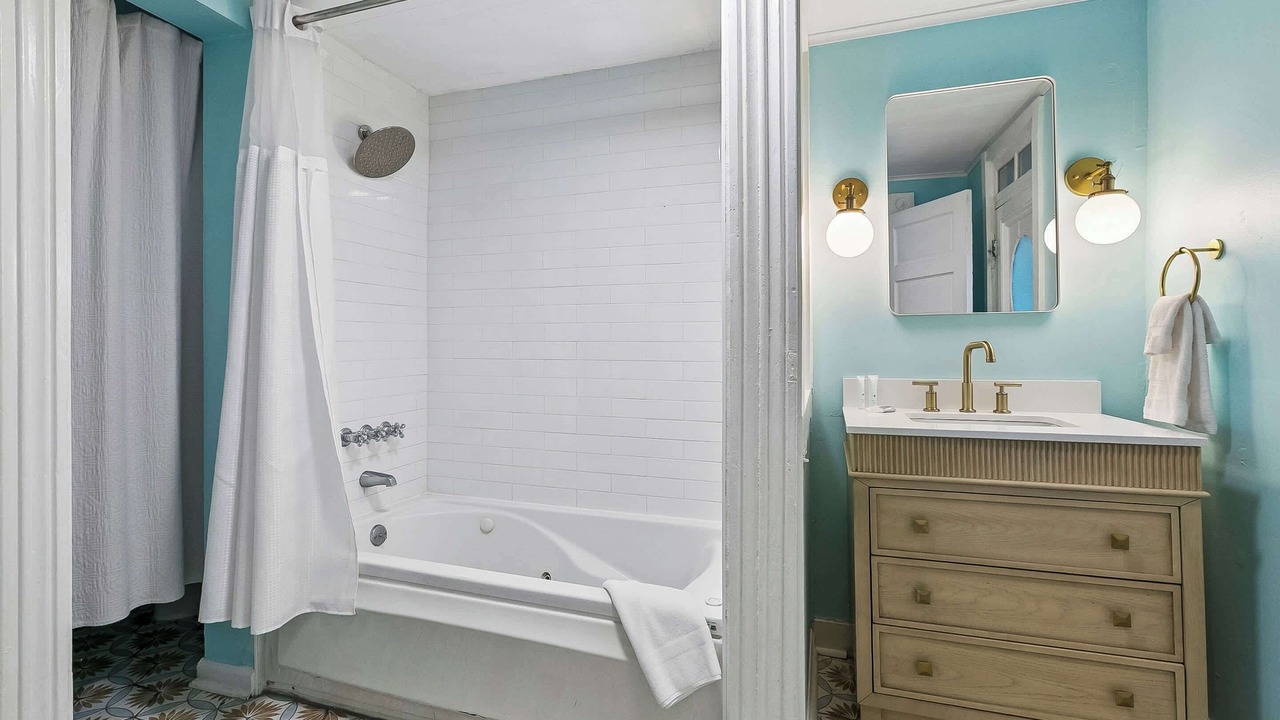 Photo of Bathroom in Faubourg Marigny