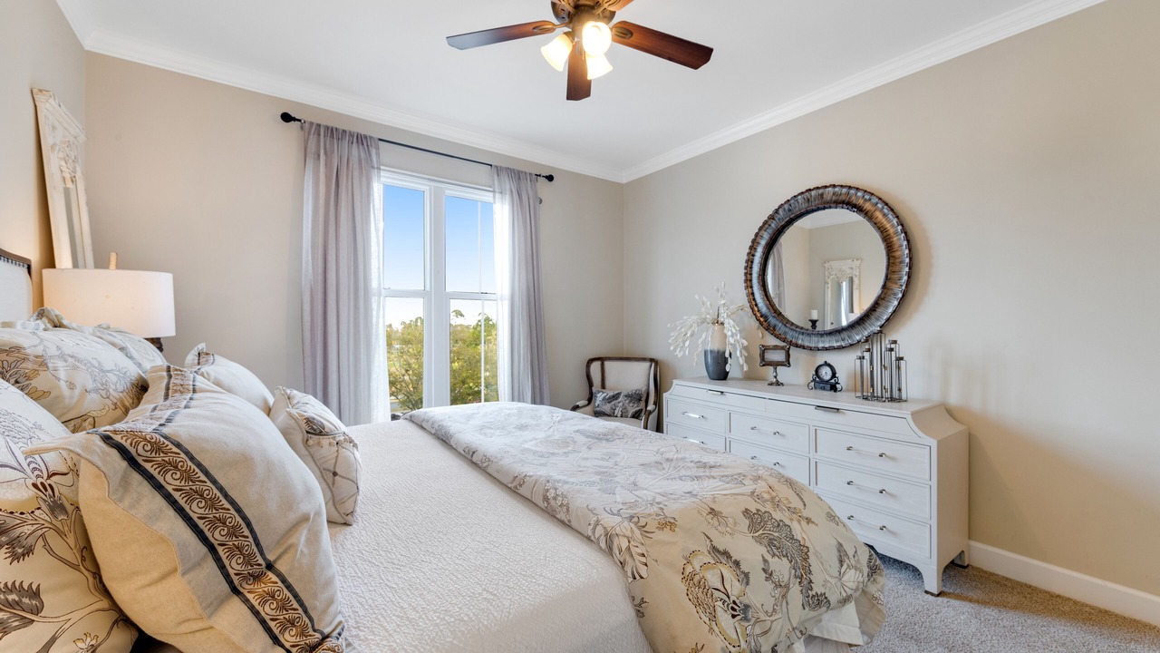 Photo of Bedroom in Upper Grand Lagoon