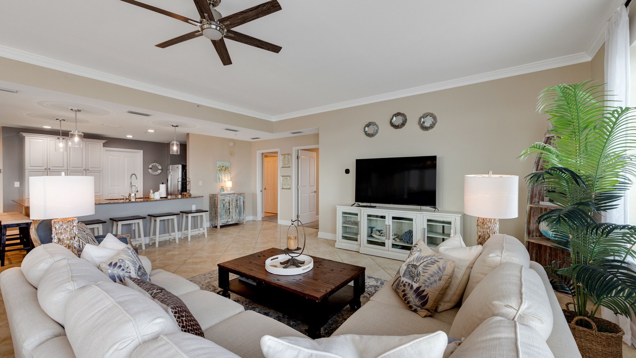 Photo of Livingroom in Upper Grand Lagoon