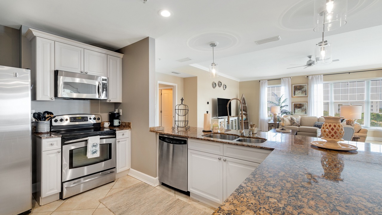 Photo of Kitchen in Upper Grand Lagoon