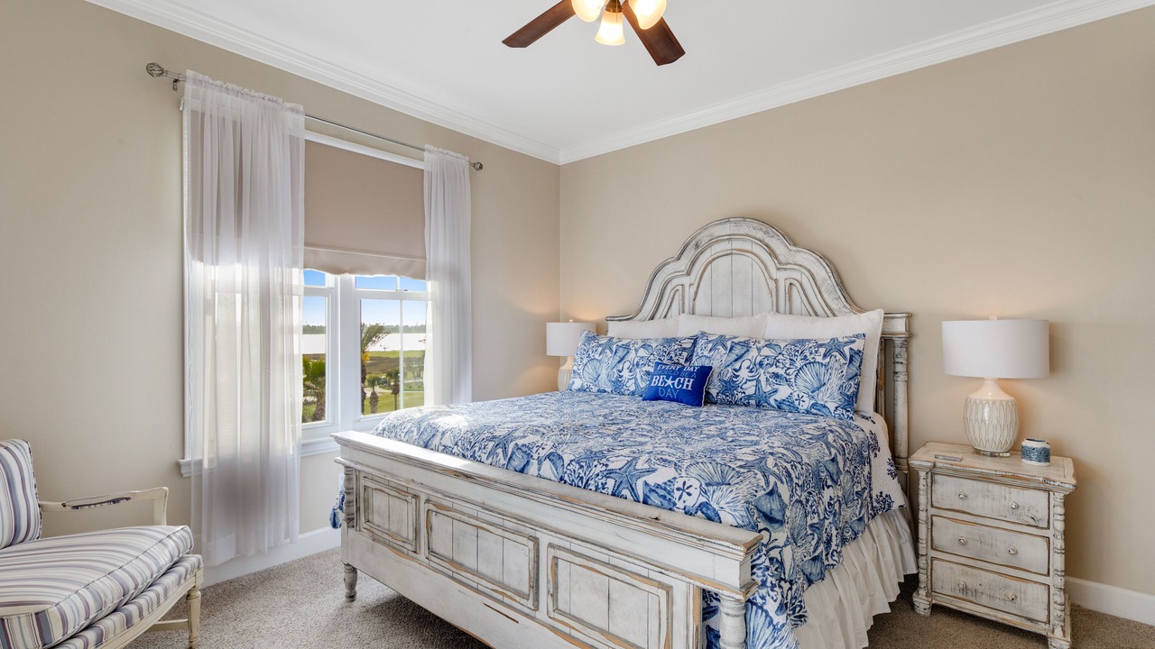 Photo of Bedroom in Upper Grand Lagoon