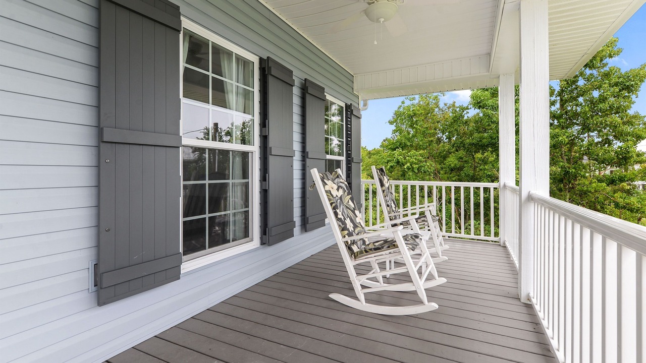 Photo of Patio Balcony in Waveland