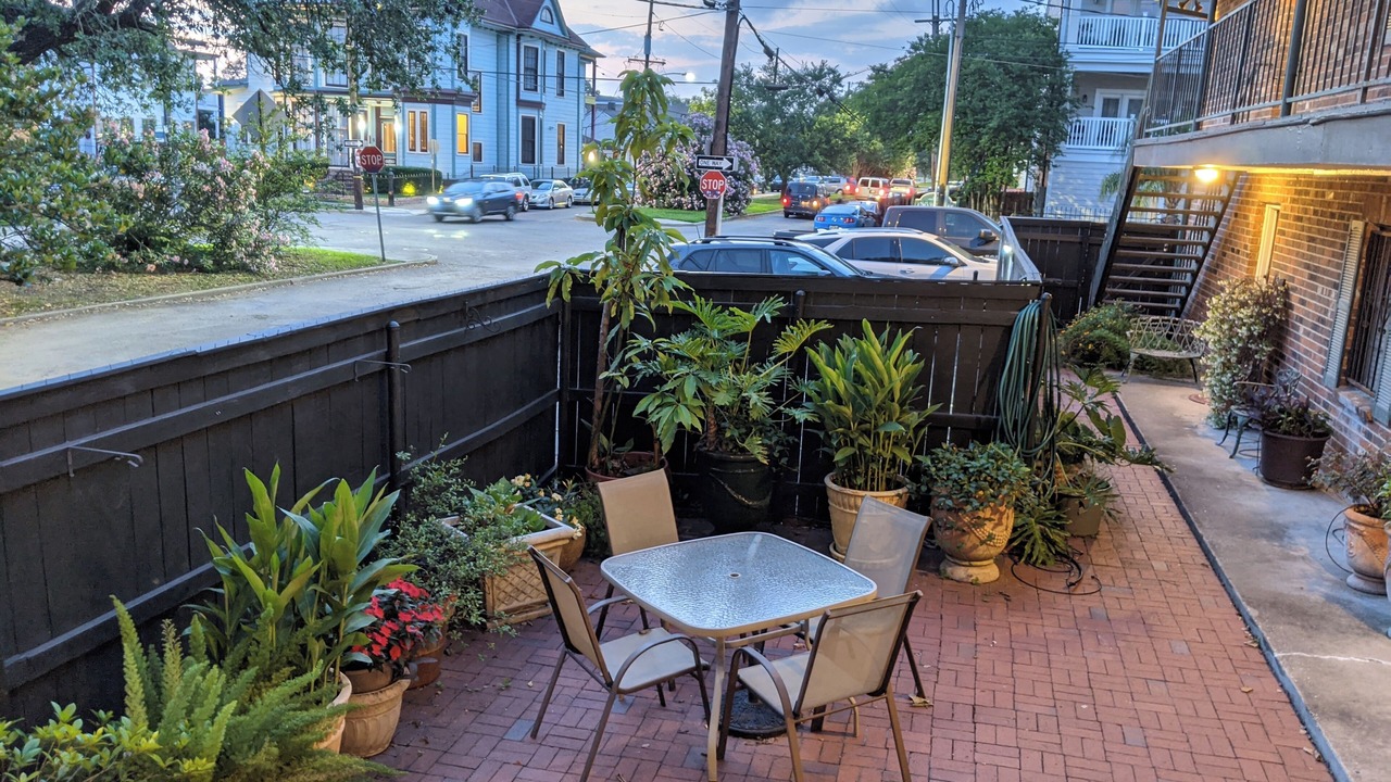 Photo of Outdoor in Faubourg Delassize