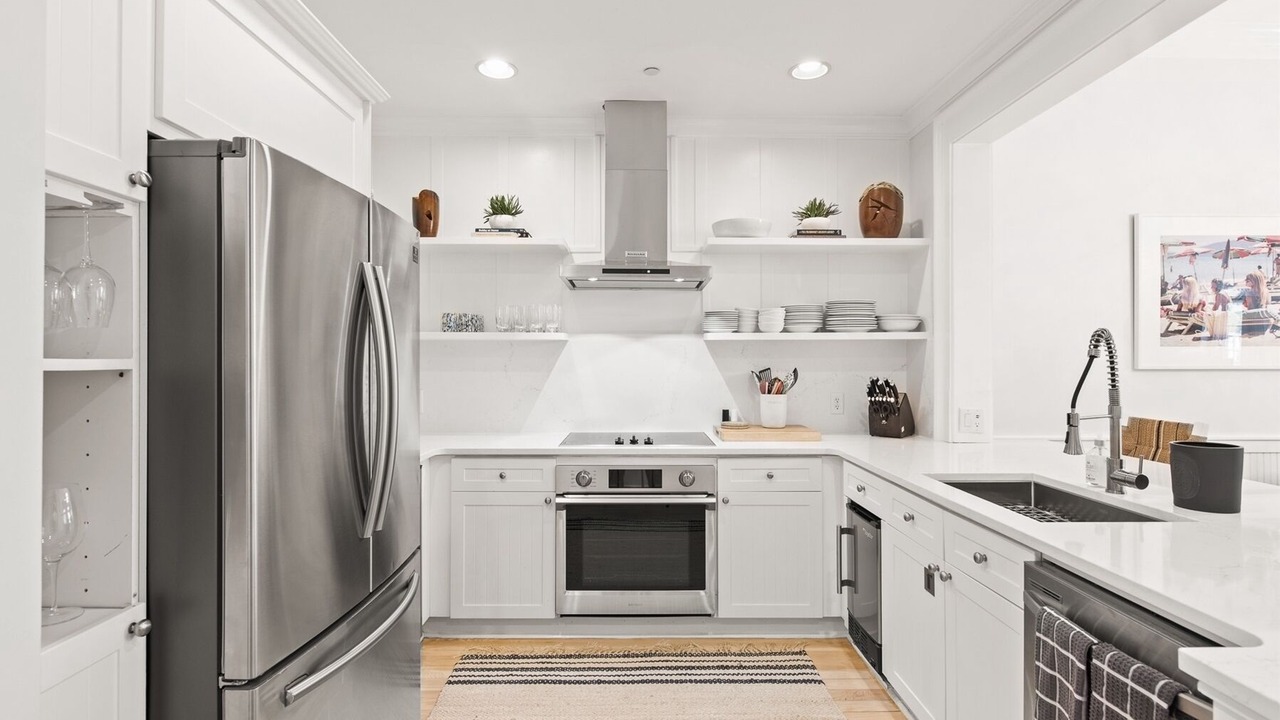 Photo of Kitchen in Beach District