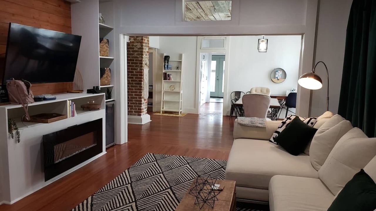 Photo of Livingroom in Mid City South