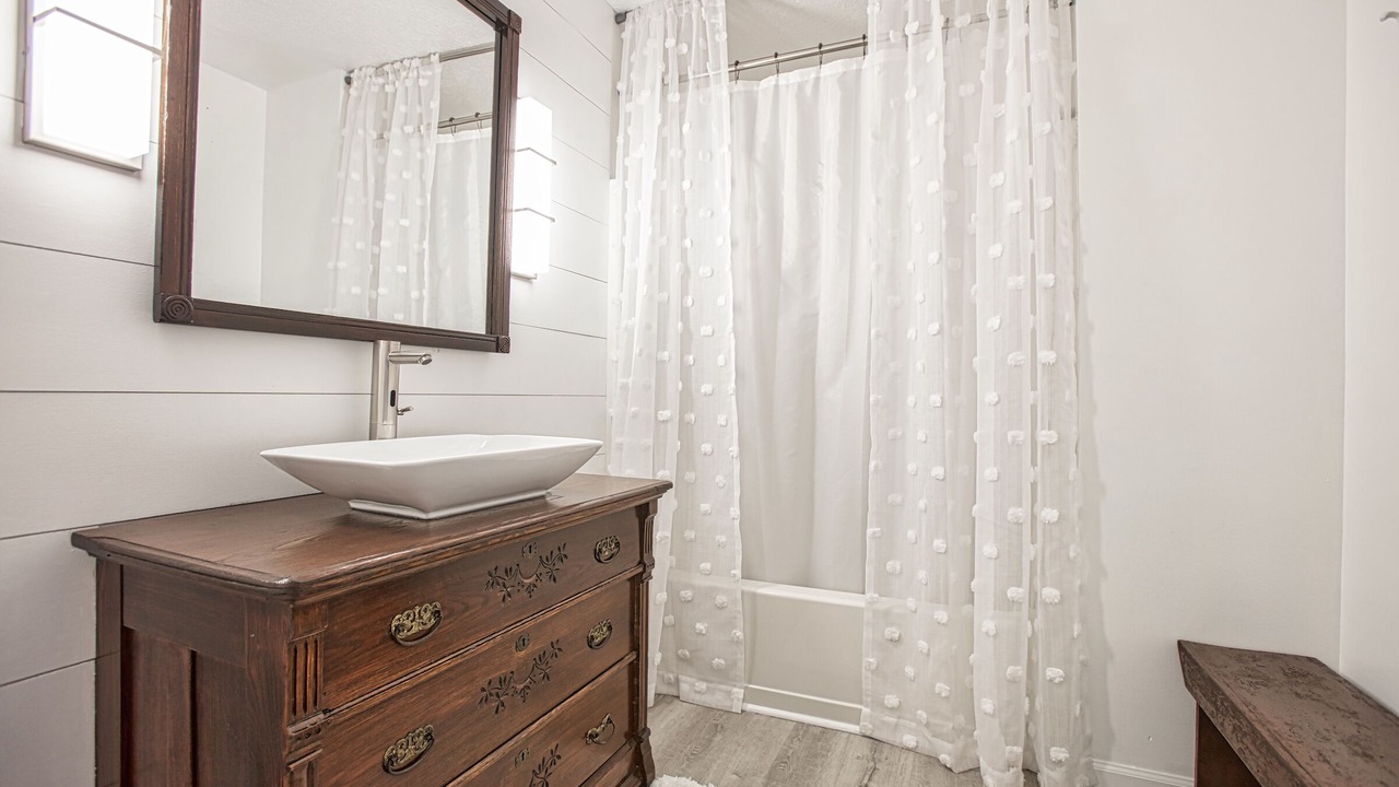 Photo of Bathroom in Bahama Beach