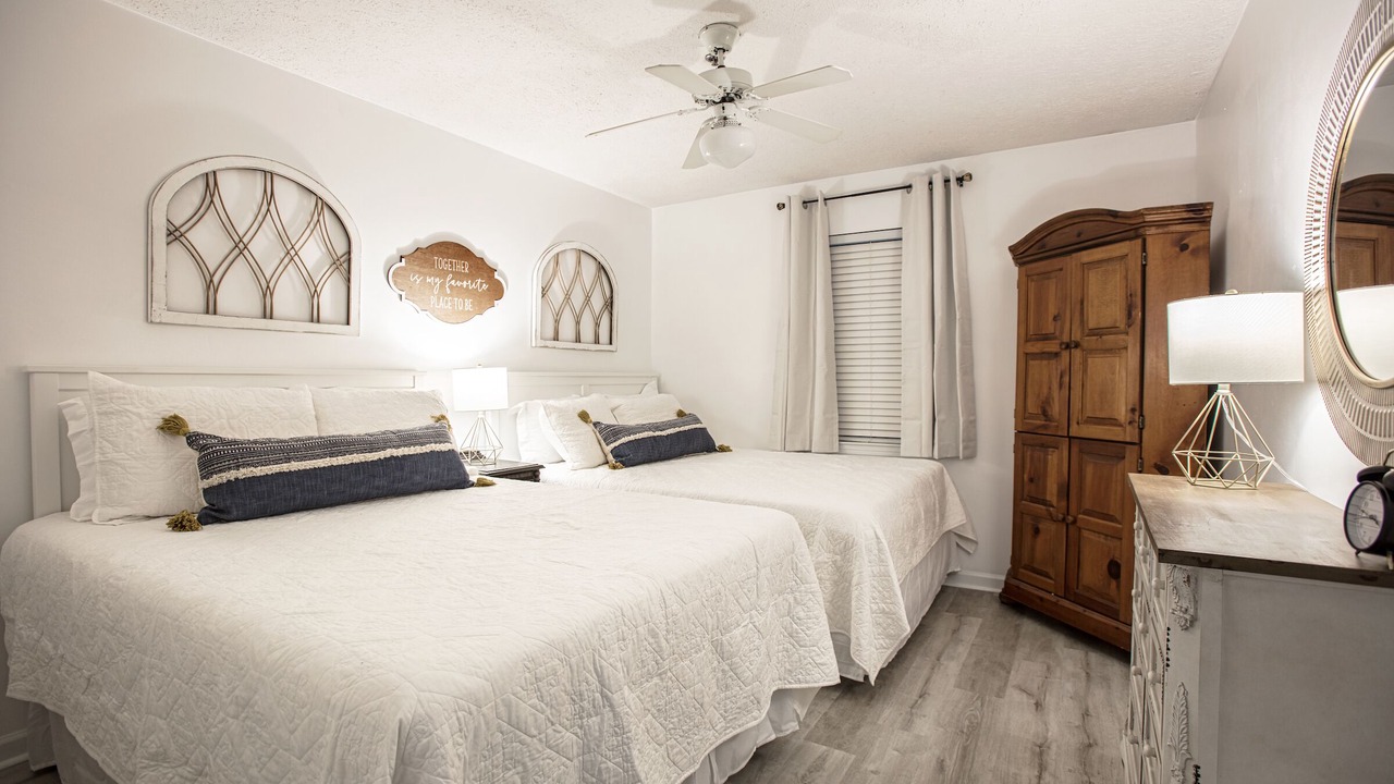 Photo of Bedroom in Bahama Beach