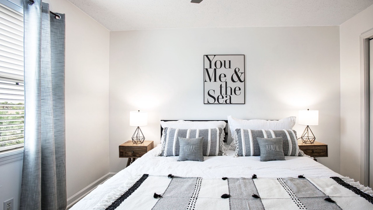 Photo of Bedroom in Bahama Beach