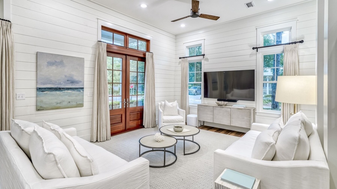 Photo of Livingroom in Forest District